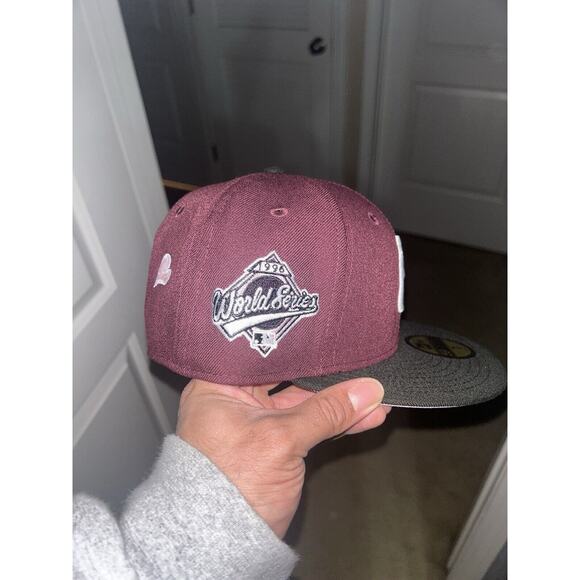 New York Yankees World Series Limited Edition 59Fifty Fitted Size 7 3/8 New Hat - Picture 2 of 4